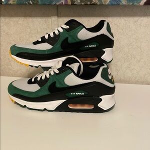 Air Max 90 ‘Gorge Green’ Iconic Sneaker size 11